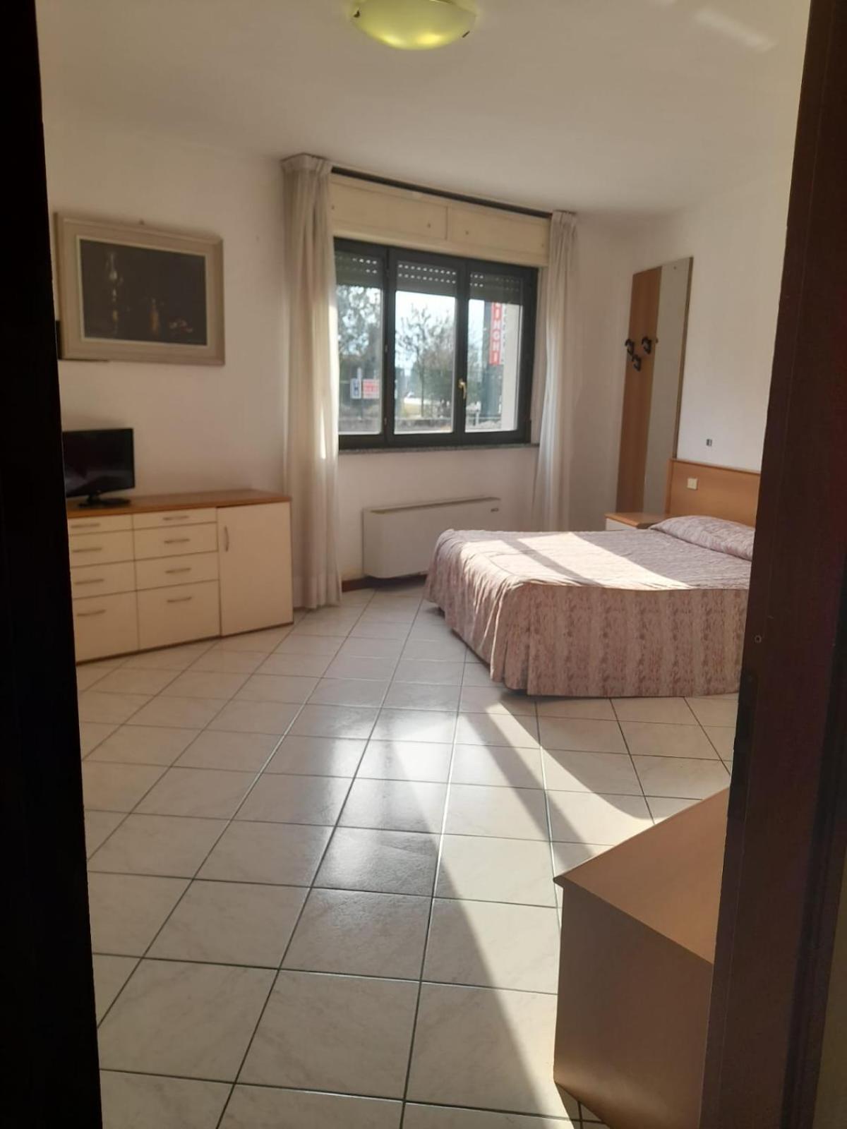 Hotel Residence La Fontana Mariano Comense Εξωτερικό φωτογραφία